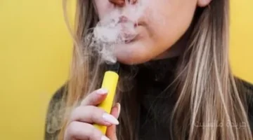 تطور خطير.. الصحة العالمية 100 مليون شخص وقعوا في فخ إدمان السجائر الإلكترونية 2